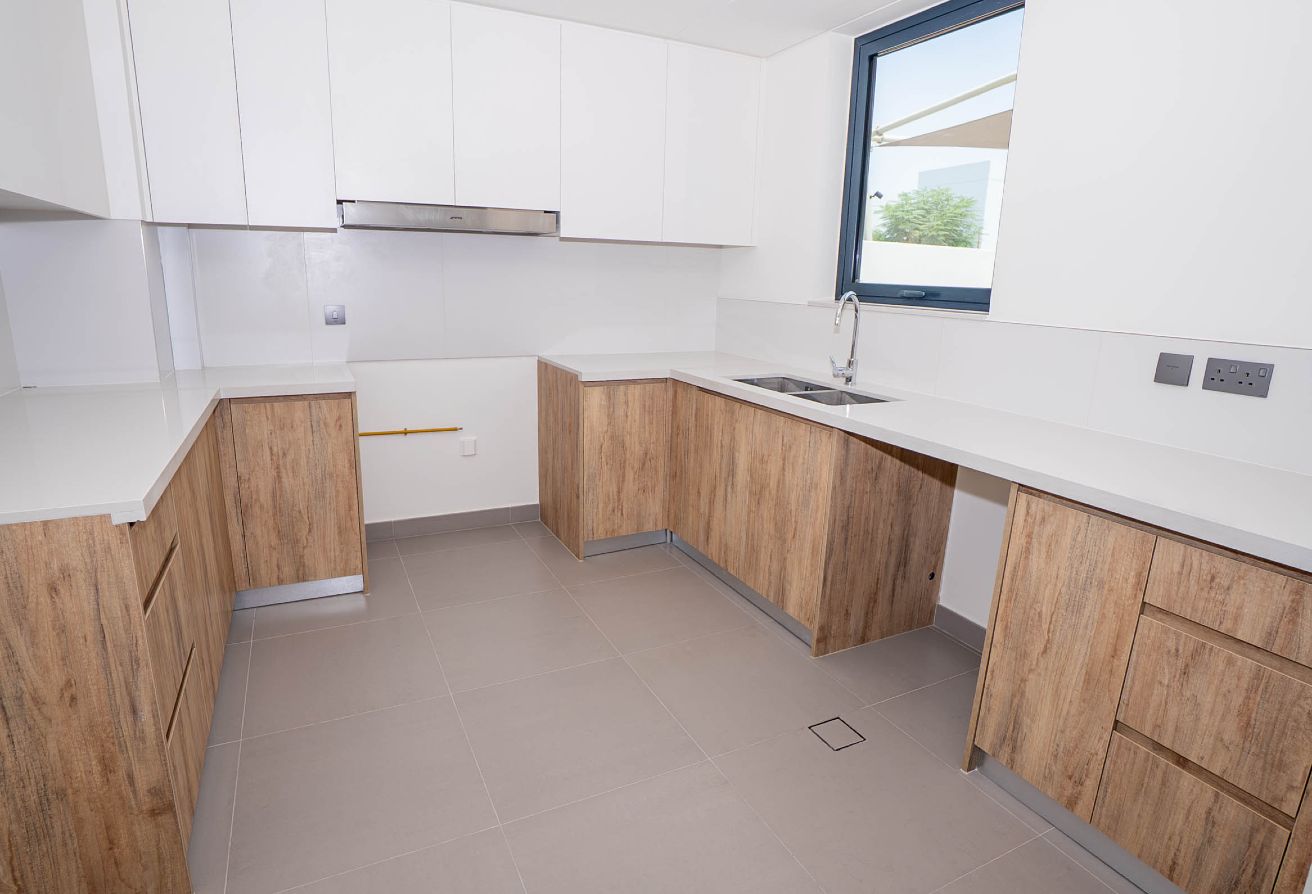 Premium 4 bedroom villa Noya 1 Yas Island Abu Dhabi