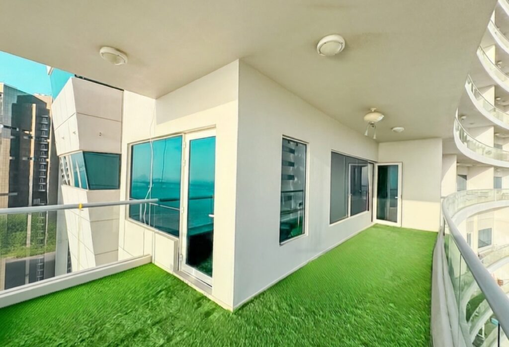 2 bedroom waterfront apartment Oceanscape Al Reem Island