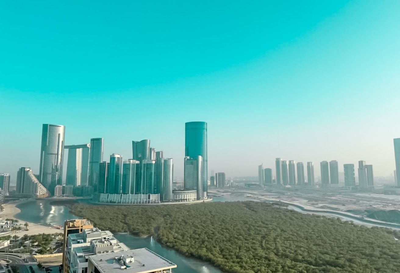 2 bedroom waterfront apartment Oceanscape Al Reem Island