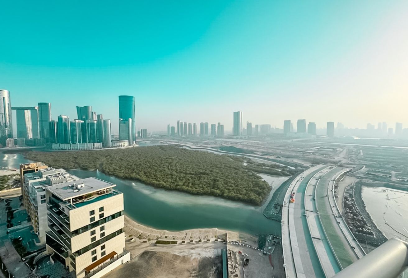 2 bedroom waterfront apartment Oceanscape Al Reem Island