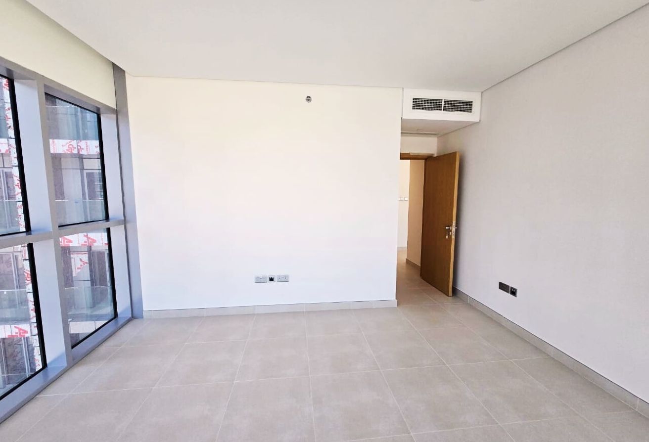 Radiant Viewz 3 bedroom apartment canal view Al Reem Island