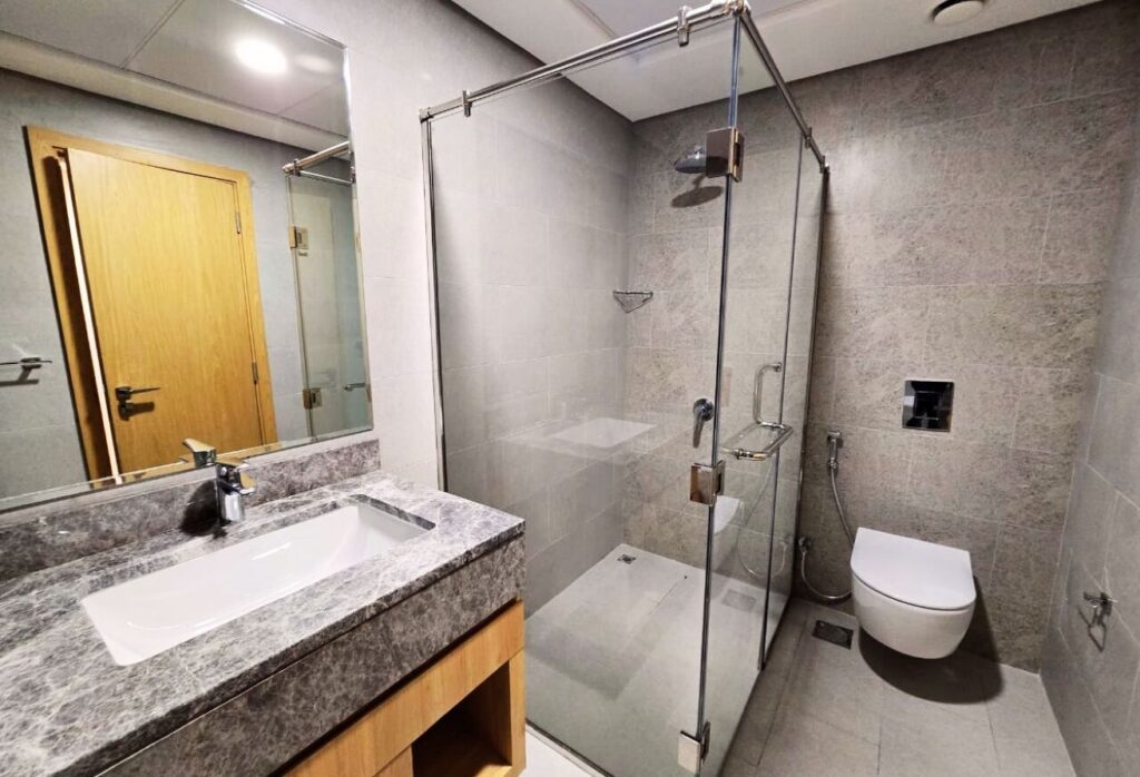 Radiant Viewz 3 bedroom apartment canal view Al Reem Island