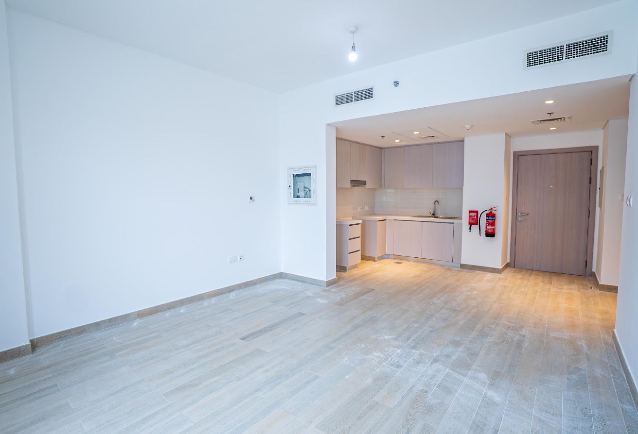 Waters Edge Yas Island 1 bedroom apartment with terrace