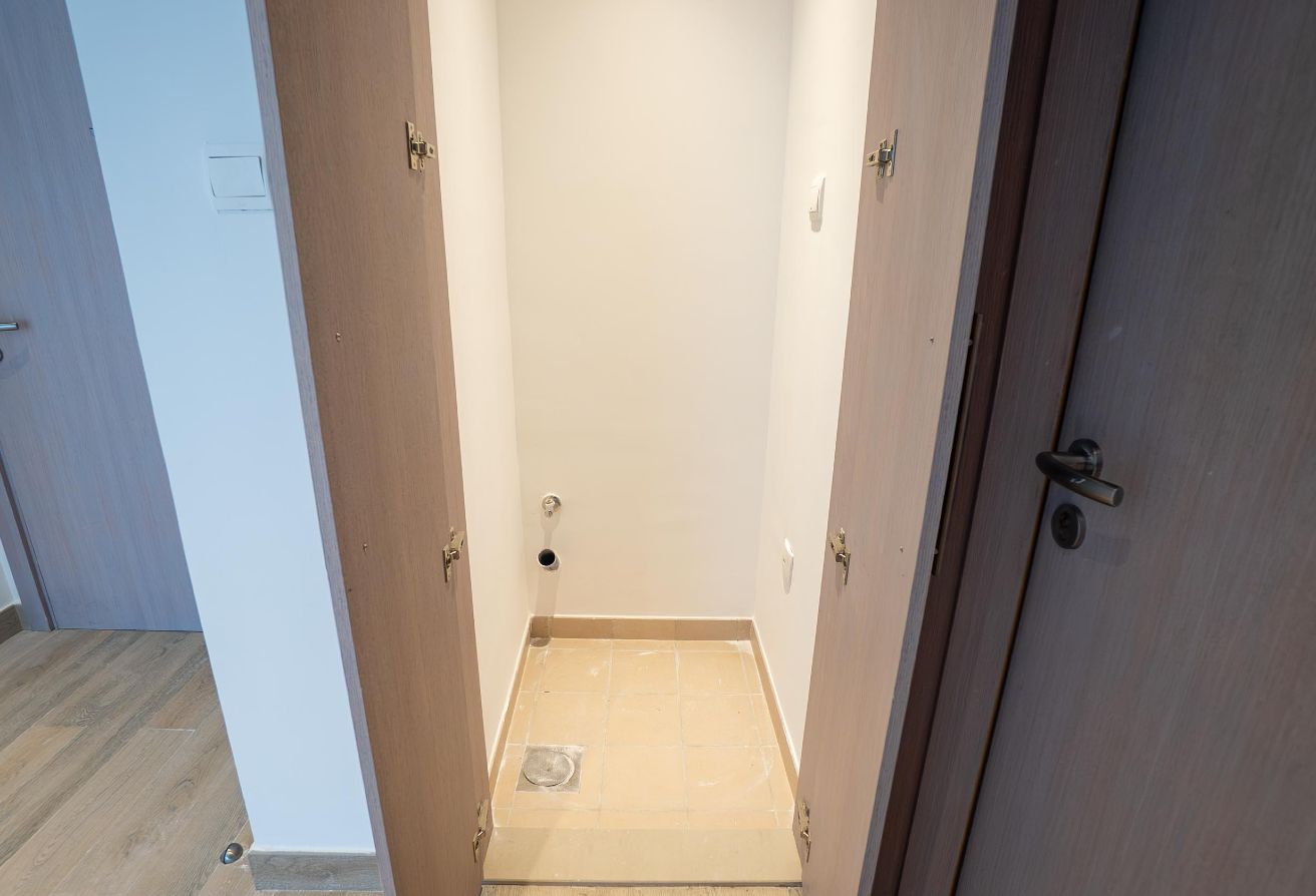 Waters Edge Yas Island 1 bedroom apartment with terrace