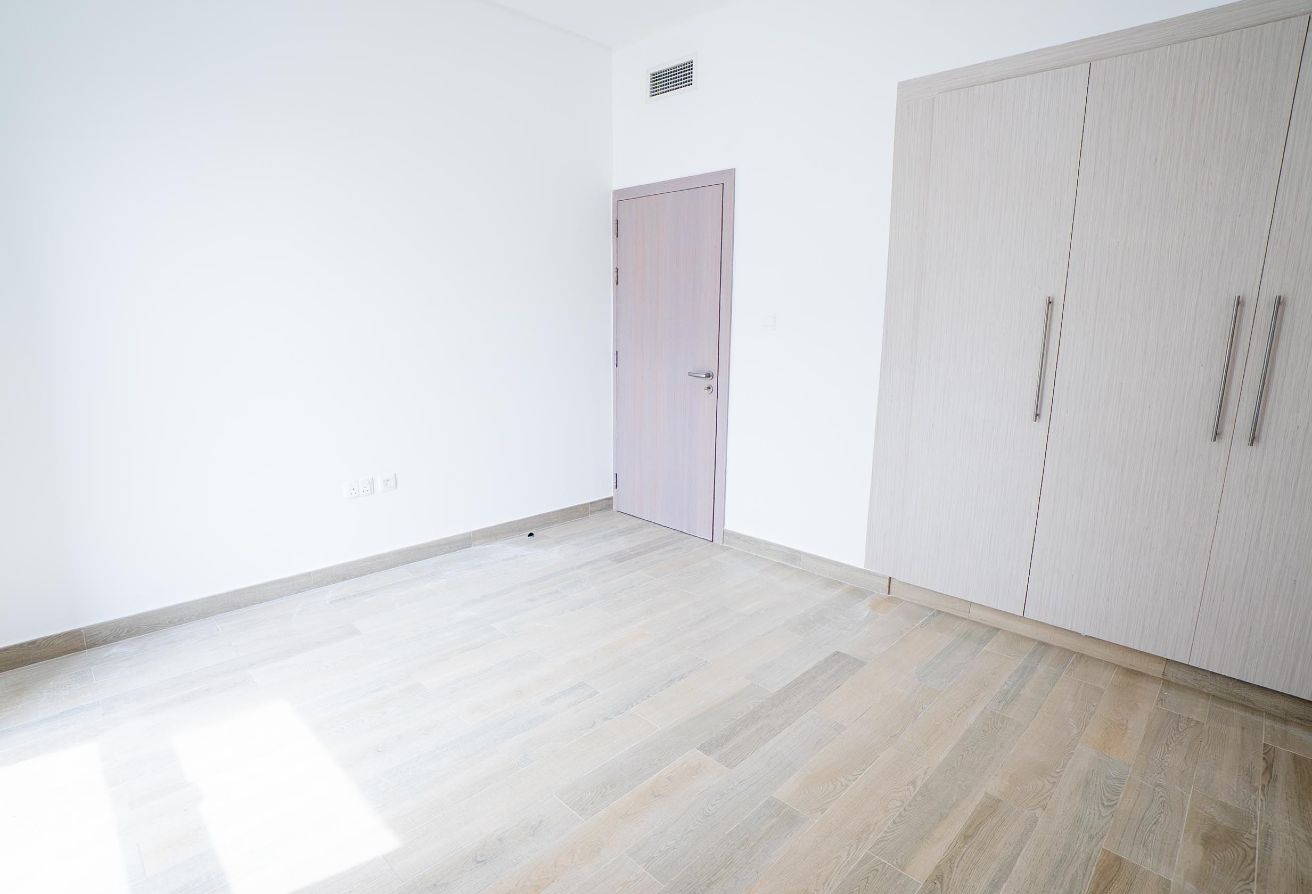 Waters Edge Yas Island 1 bedroom apartment with terrace