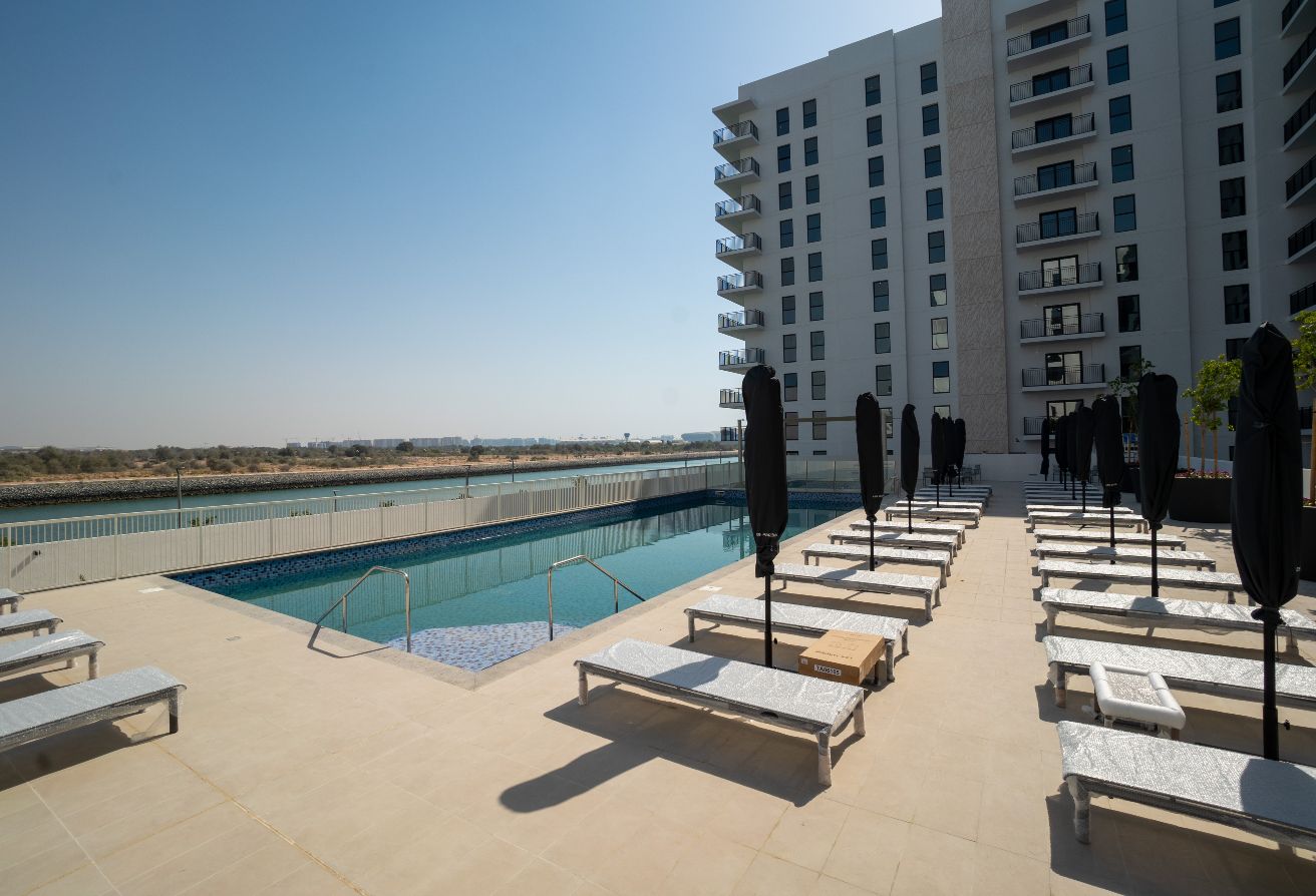 Waters Edge Yas Island 1 bedroom apartment with terrace