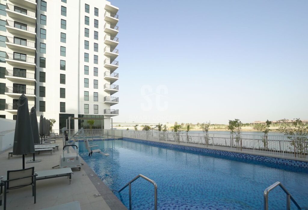 Waters Edge Yas Island 1 bedroom apartment with terrace