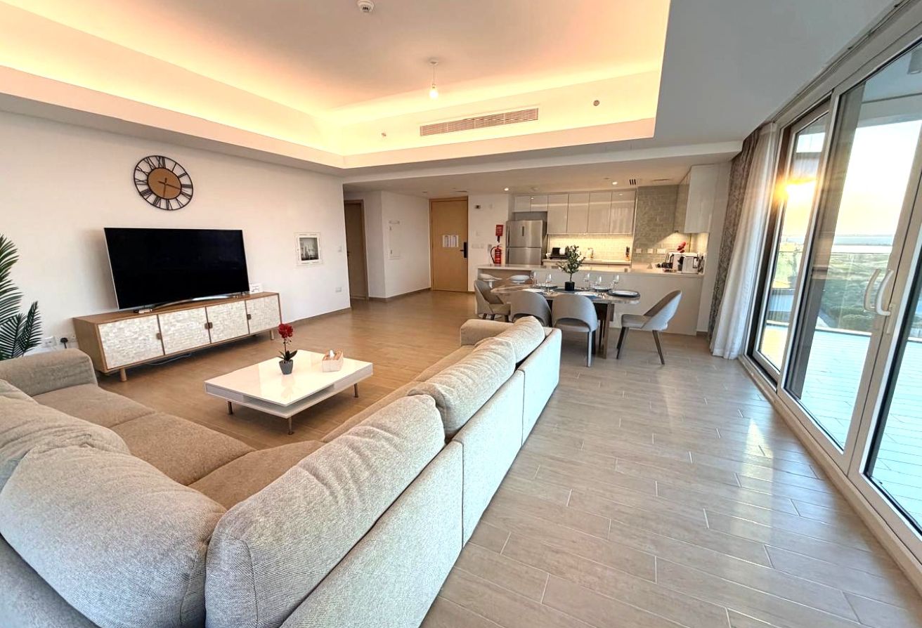Mayan 1 Yas Island 3 bedroom apartment with beach and golf view