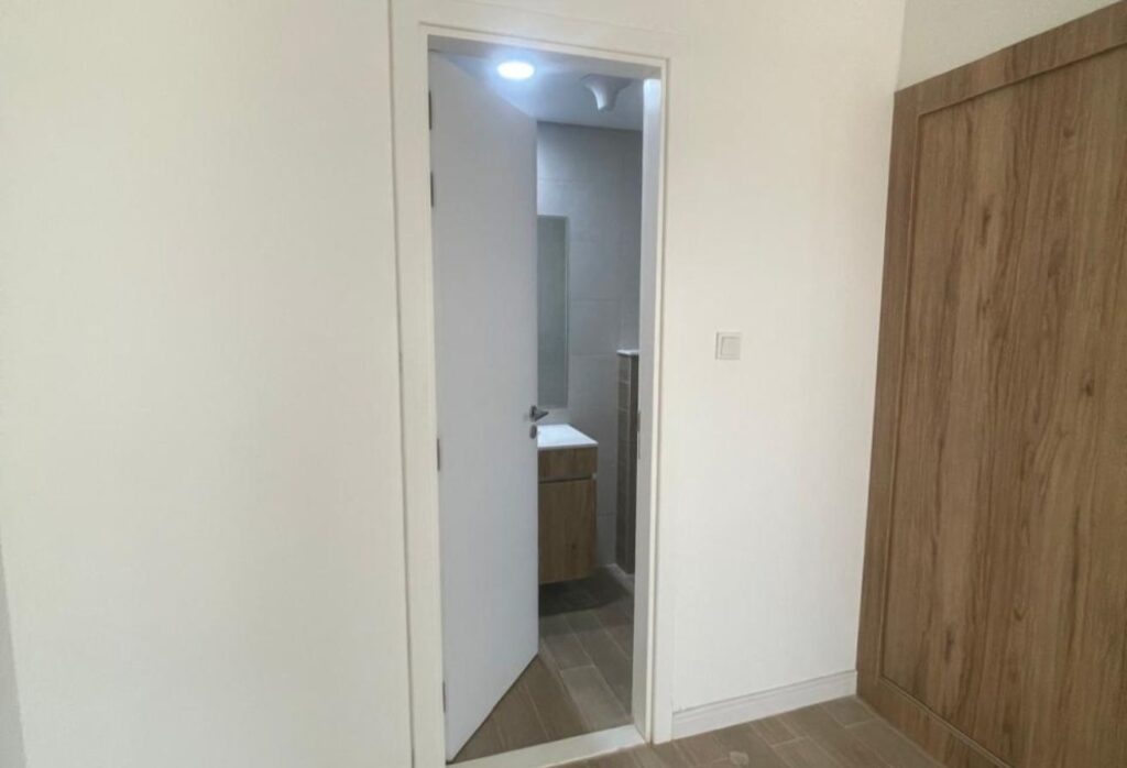 Oasis 2 Masdar City duplex apartment with balcony