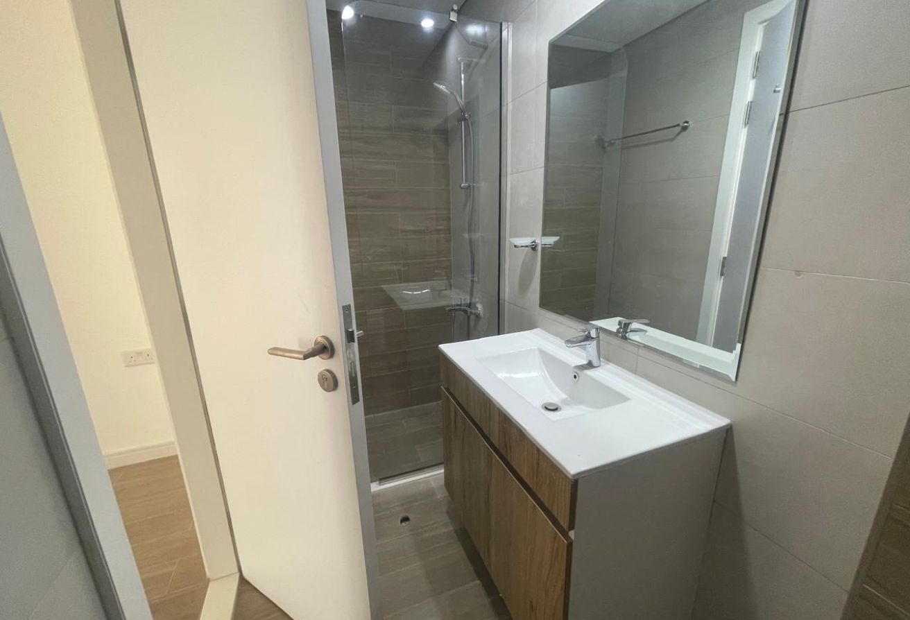 Oasis 2 Masdar City duplex apartment with balcony