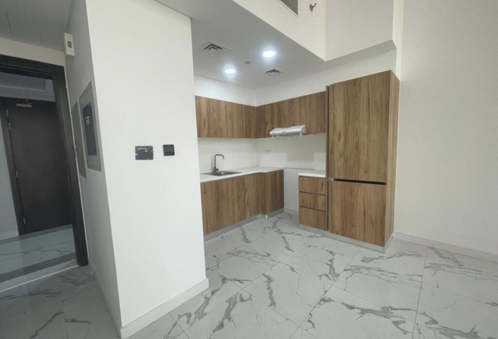 Oasis 2 Masdar City duplex apartment with balcony