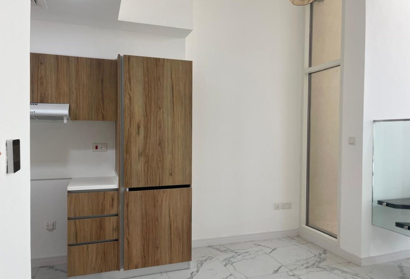 Oasis 2 Masdar City duplex apartment with balcony