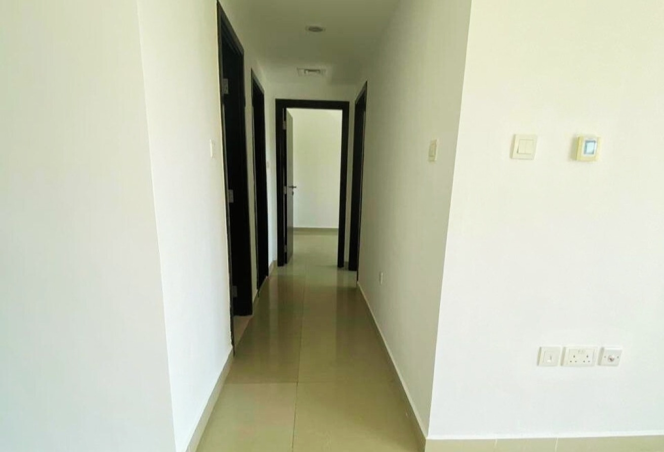 Al Reef apartment 2 bedroom investment Abu Dhabi ROI property