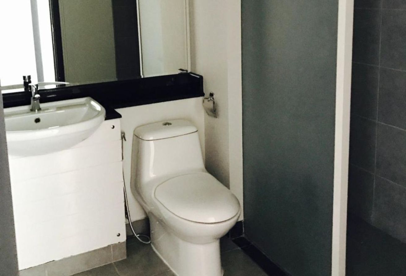 Al Reef Downtown 2 bedroom apartment balcony rent refund Abu Dhabi