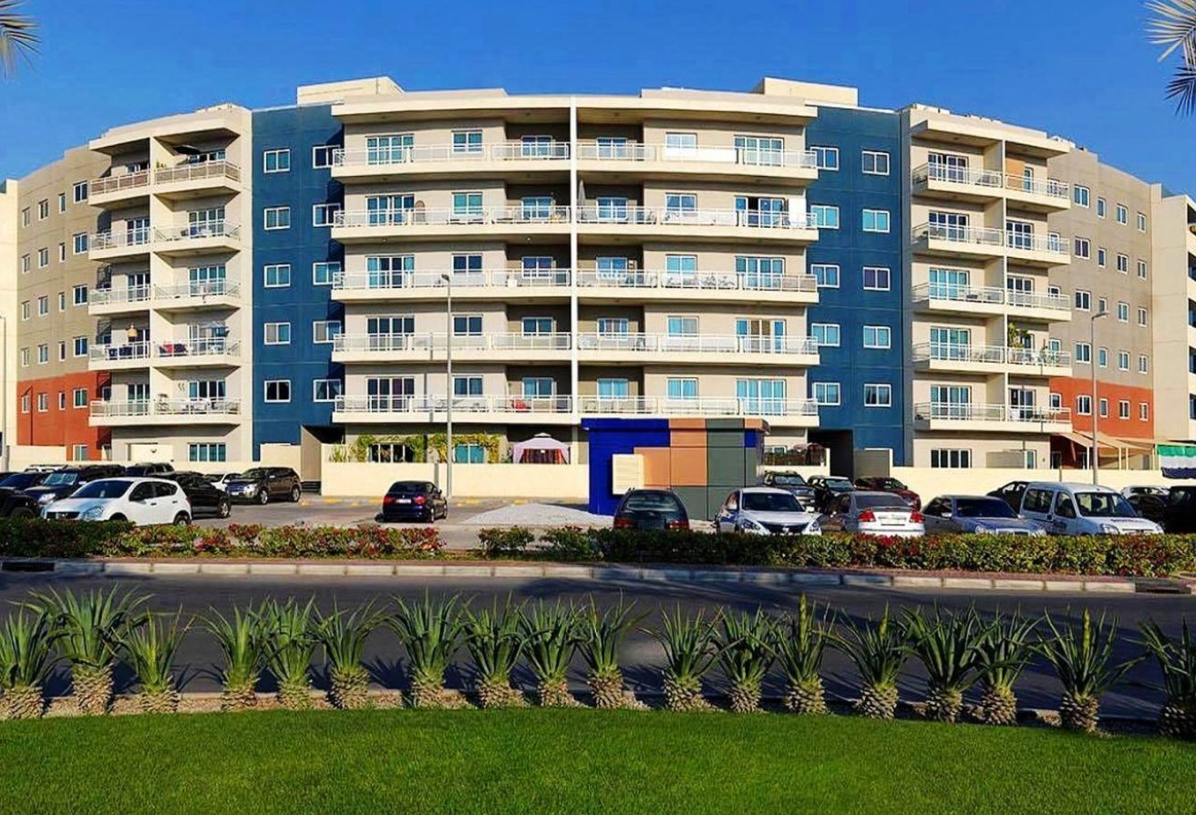 Al Reef Downtown 2 bedroom apartment balcony rent refund Abu Dhabi