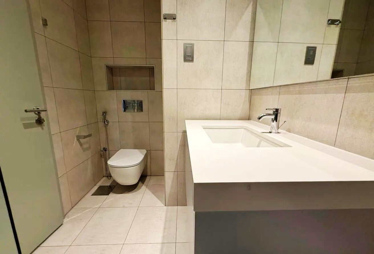 Canal Residence 1 bedroom apartment Al Reem Island terrace view