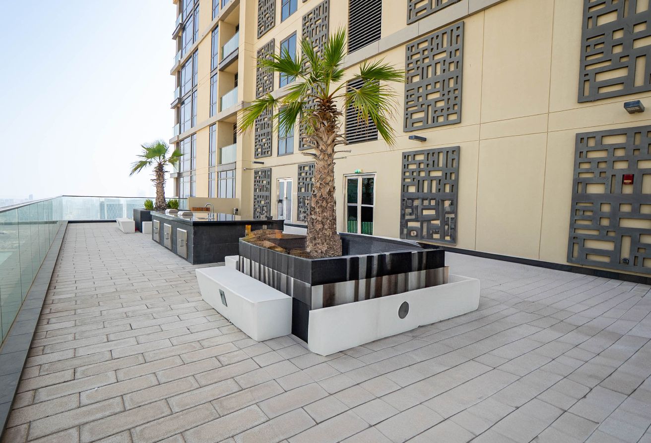 Canal Residence 1 bedroom apartment Al Reem Island terrace view