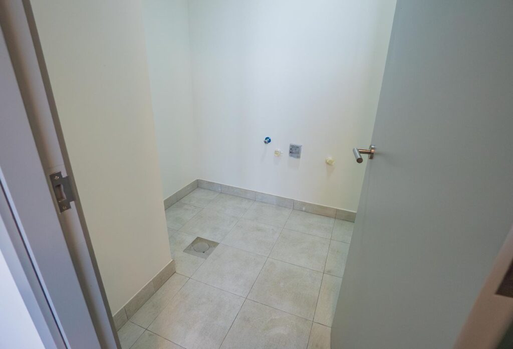 Canal Residence 2 bedroom maid apartment Al Reem Island balcony view