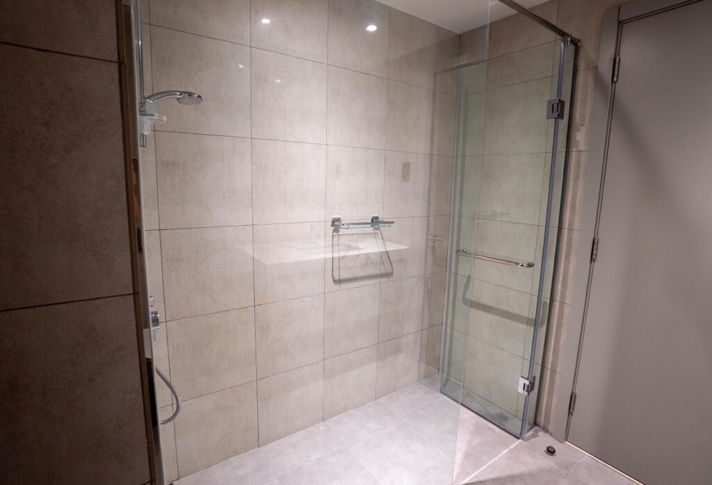 Canal Residence 2 bedroom maid apartment Al Reem Island balcony view