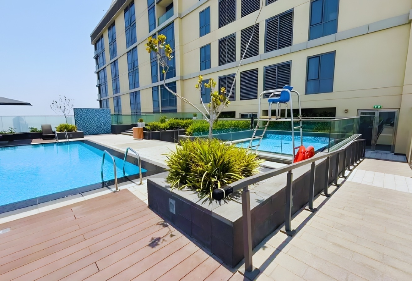 Canal Residence 2 bedroom maid apartment Al Reem Island balcony view