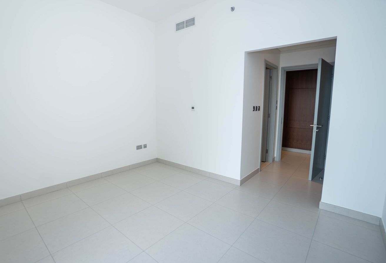 Canal Residence apartment Al Reem Island 2 bedroom investment canal view