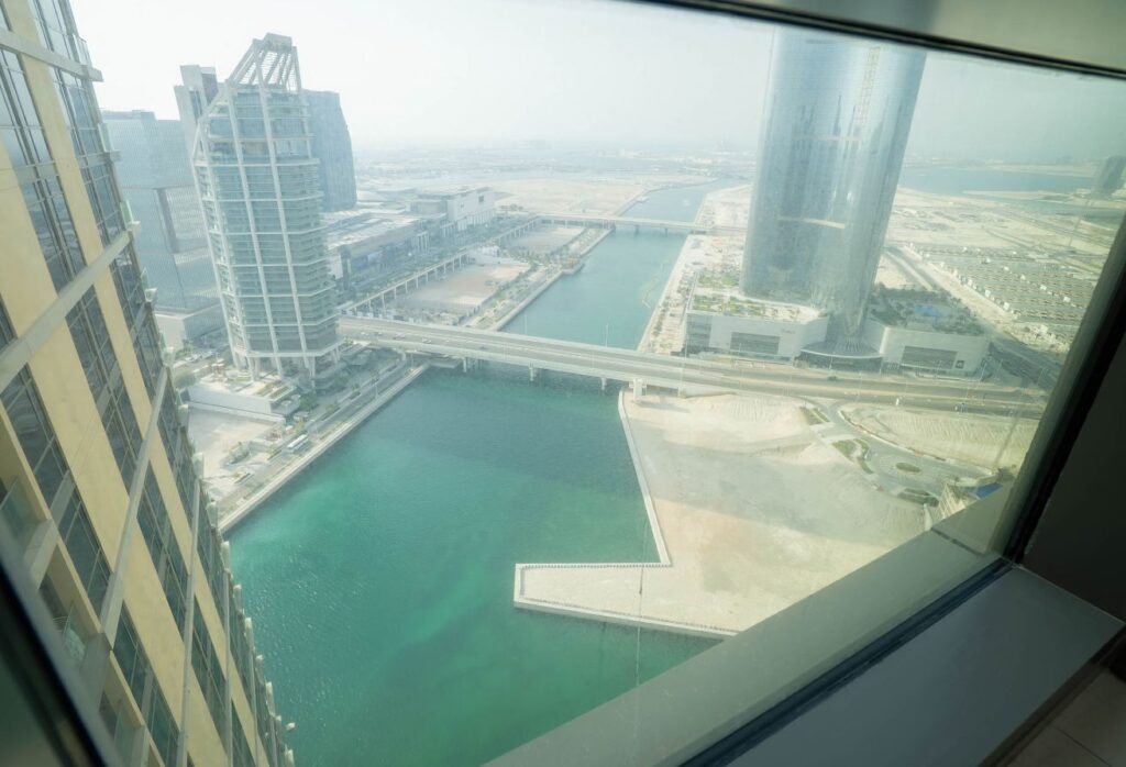 Canal Residence apartment Al Reem Island 2 bedroom investment canal view