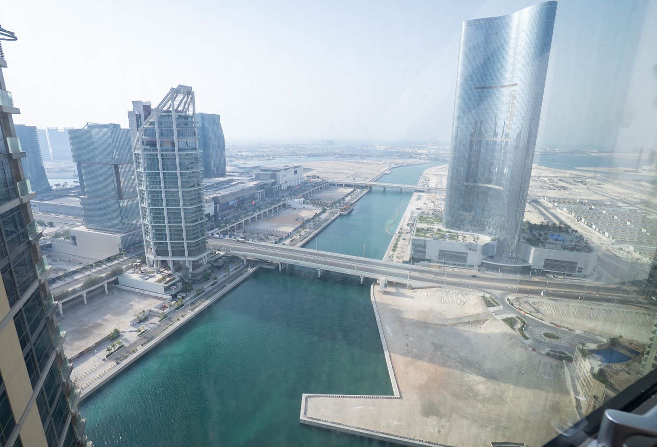 Canal Residence apartment Al Reem Island 2 bedroom investment canal view