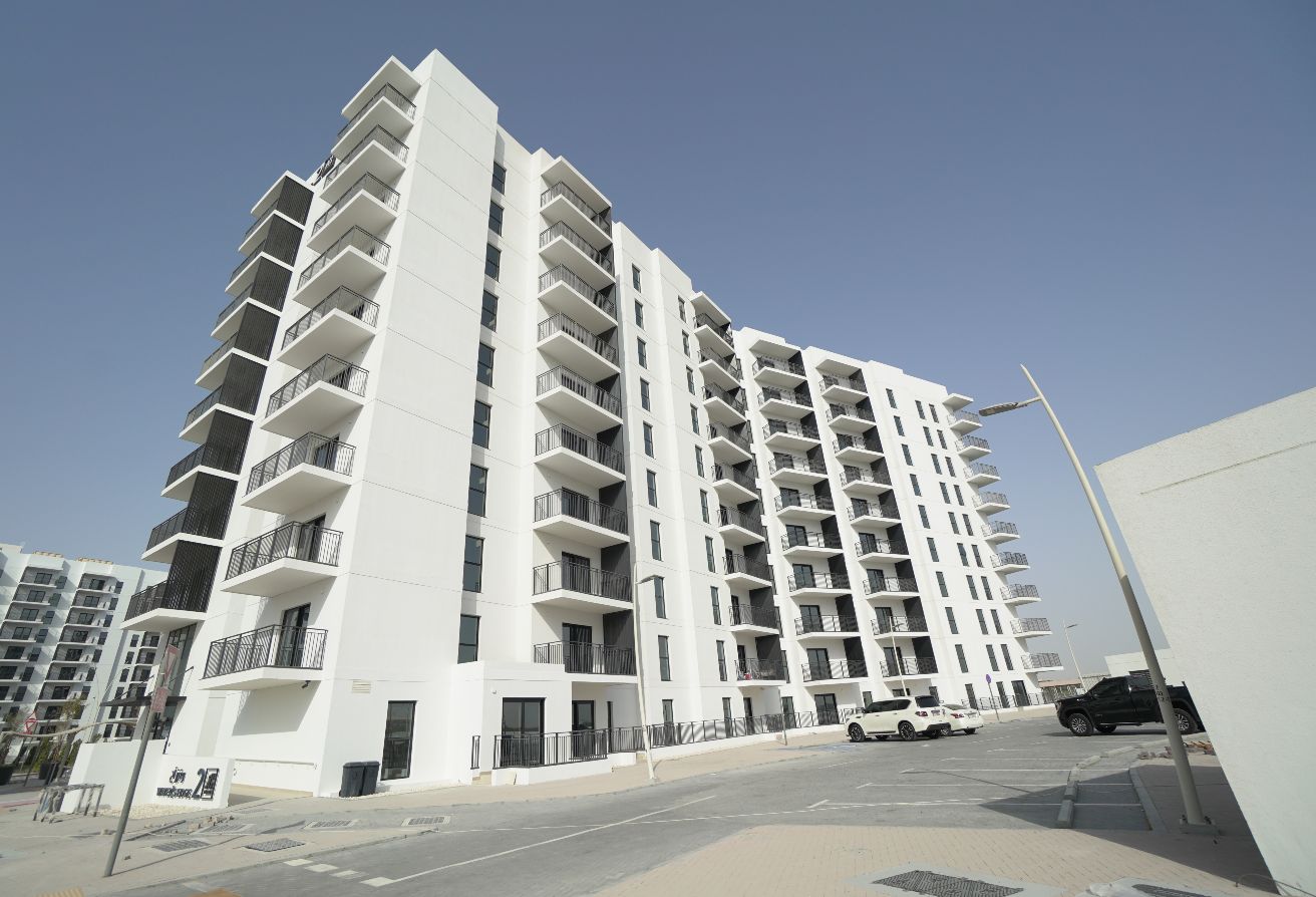 1 bedroom apartment Waters Edge Yas Island balcony view