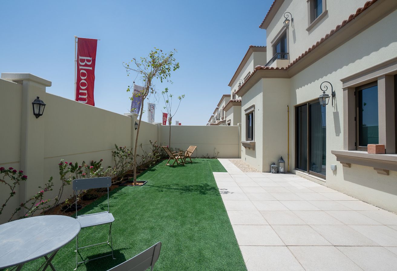 3 bedroom villa Bloom Living Toledo Zayed City garden