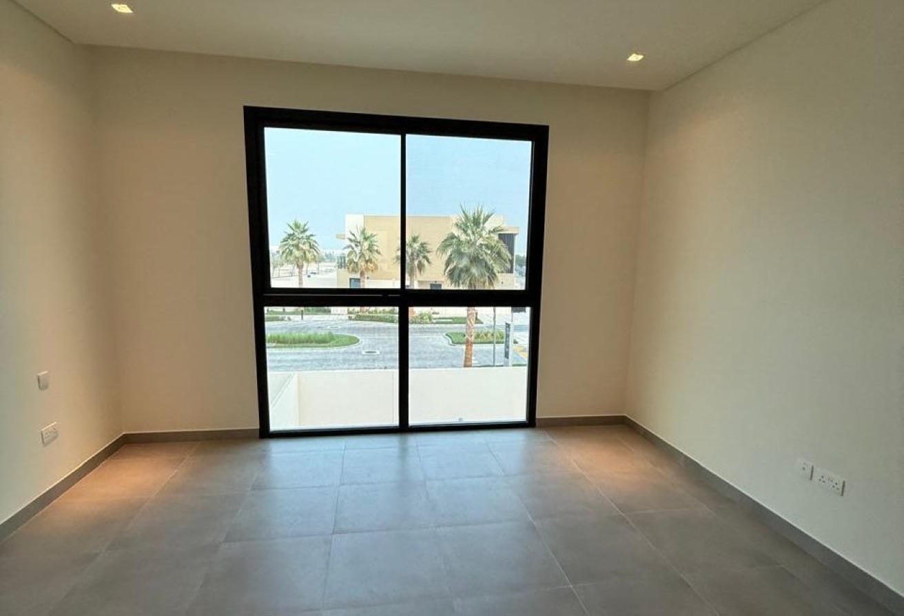 Yas Acres Dahlias villa 4 bedroom garden Abu Dhabi