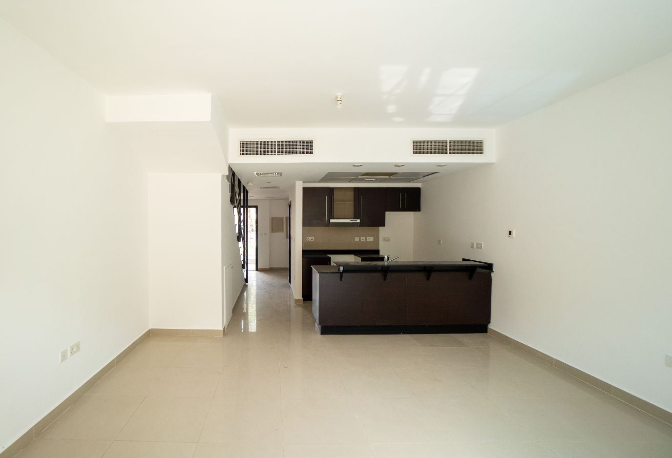 Al Reef Villas 2 bedroom villa garden Mediterranean style Abu Dhabi