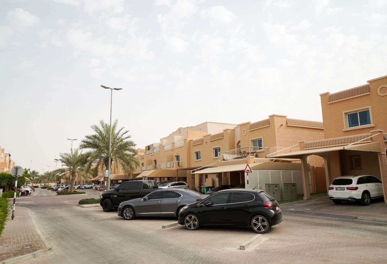 Al Reef Villas 2 bedroom villa garden Mediterranean style Abu Dhabi