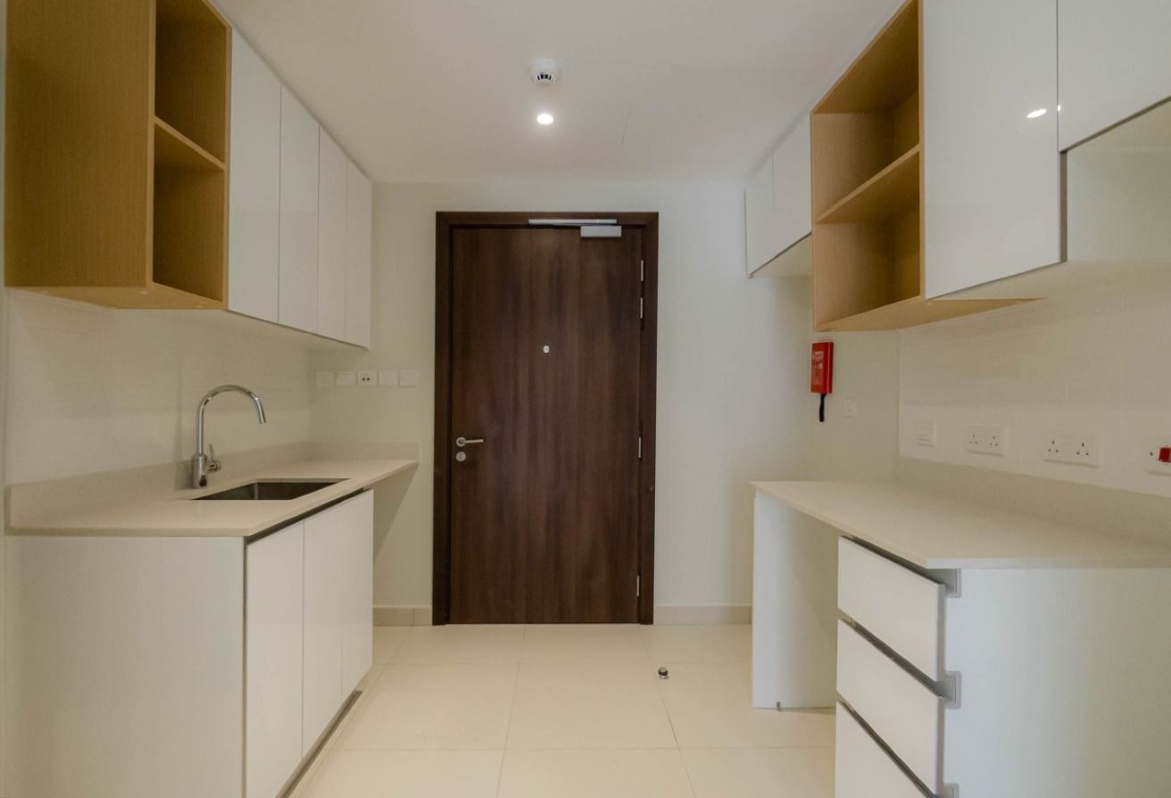 Reflection Tower B apartment studio Shams Abu Dhabi investment