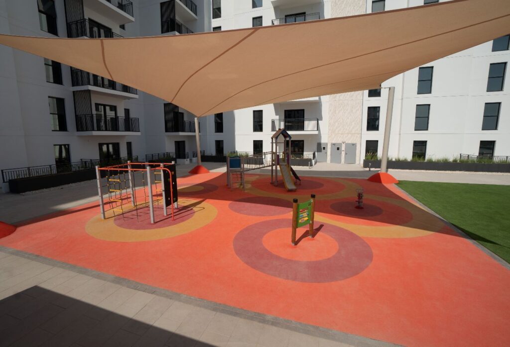 Waters Edge Yas Island 3 bedroom apartment SeaWorld view furnished corner