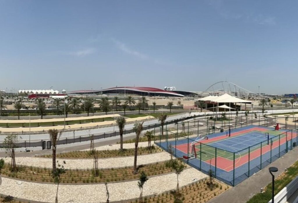 Waters Edge Yas Island 3 bedroom apartment SeaWorld view furnished corner