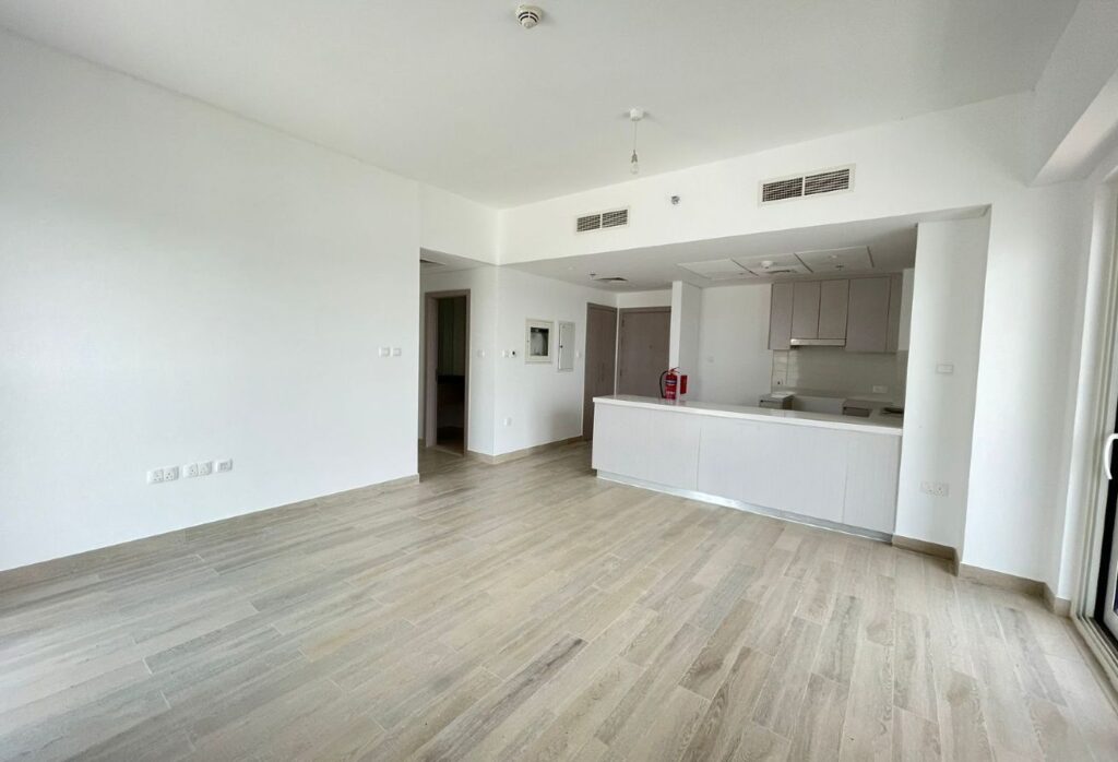 Waters Edge Yas Island 3 bedroom apartment SeaWorld view furnished corner