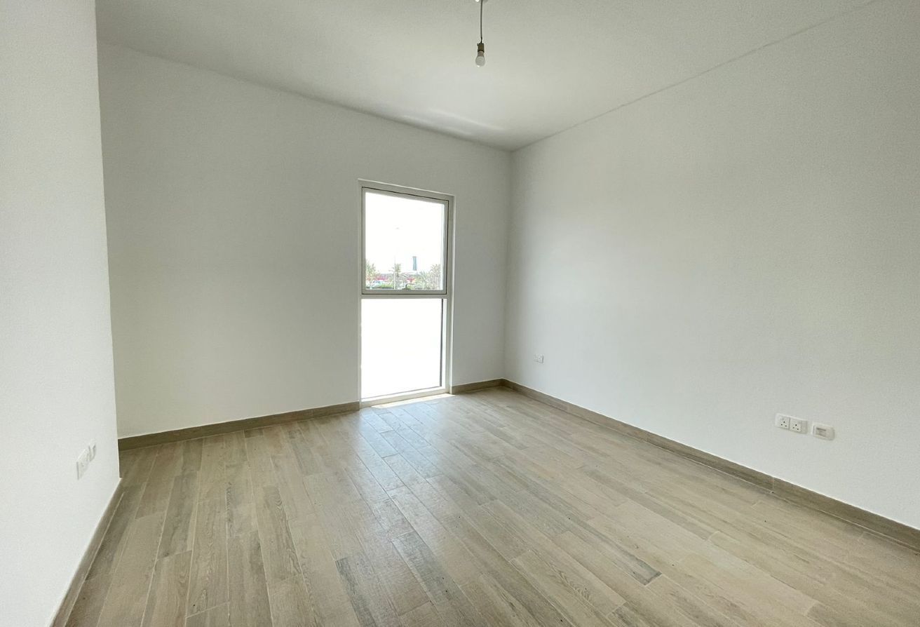 Waters Edge Yas Island 3 bedroom apartment SeaWorld view furnished corner