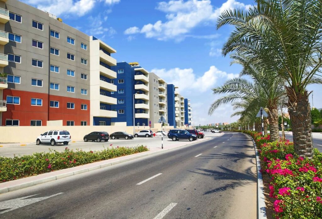 Al Reef Downtown 2 bedroom apartment terrace ground floor Abu Dhabi
