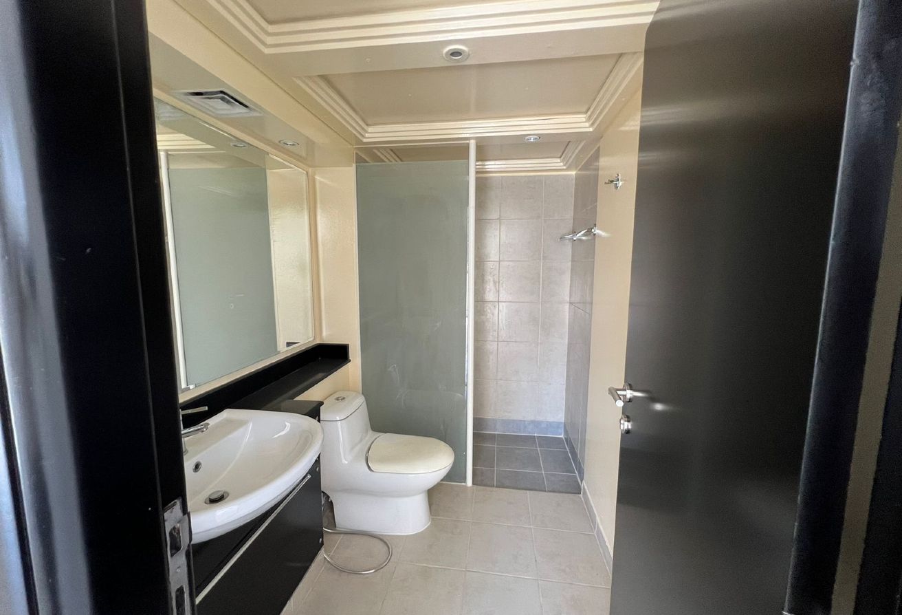 Al Reef villa 5 bedroom investment Abu Dhabi private pool garden terrace