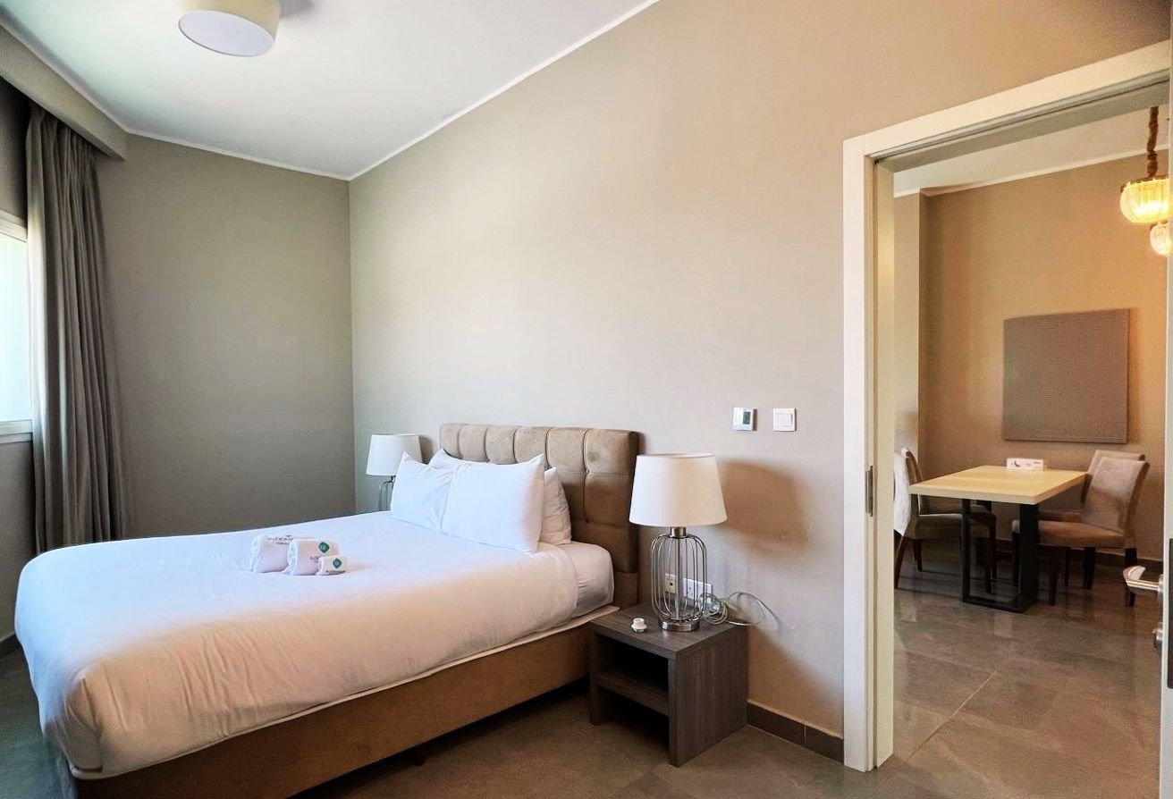 Leonardo Residences apartment Masdar City 1 bedroom investment furnished