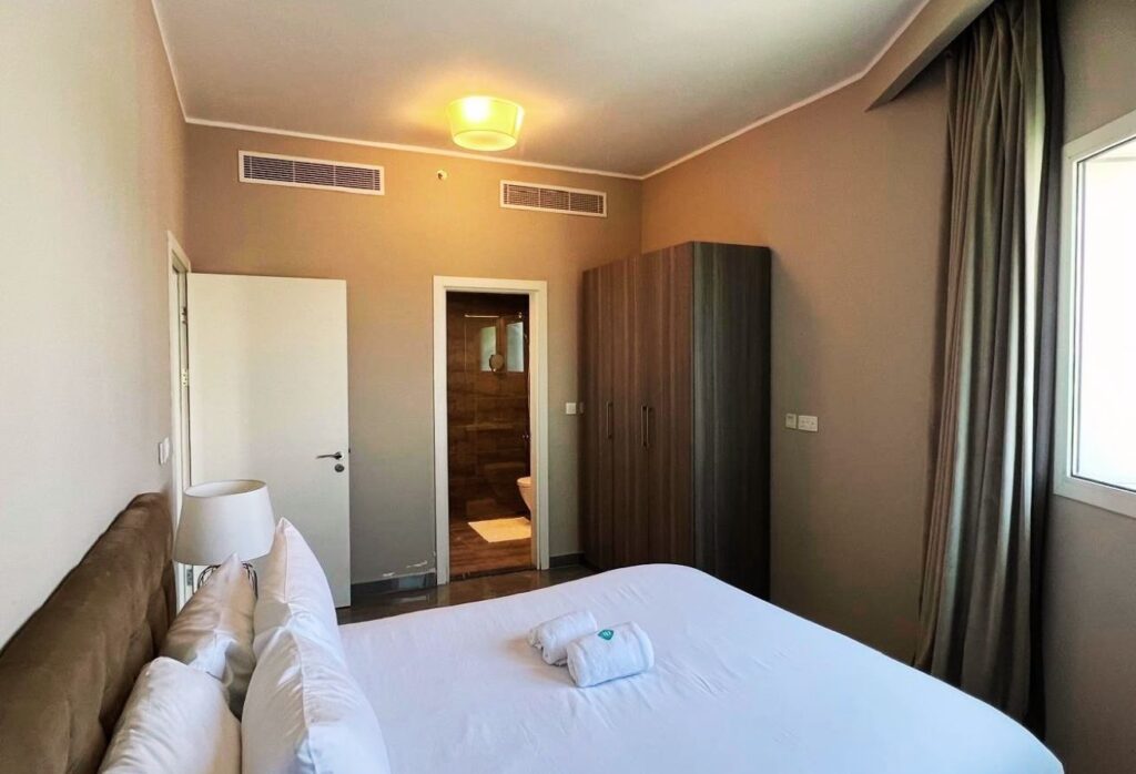 Leonardo Residences apartment Masdar City 1 bedroom investment furnished