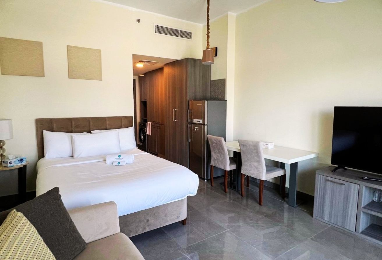 Leonardo Residences studio investment Masdar City Abu Dhabi holiday home