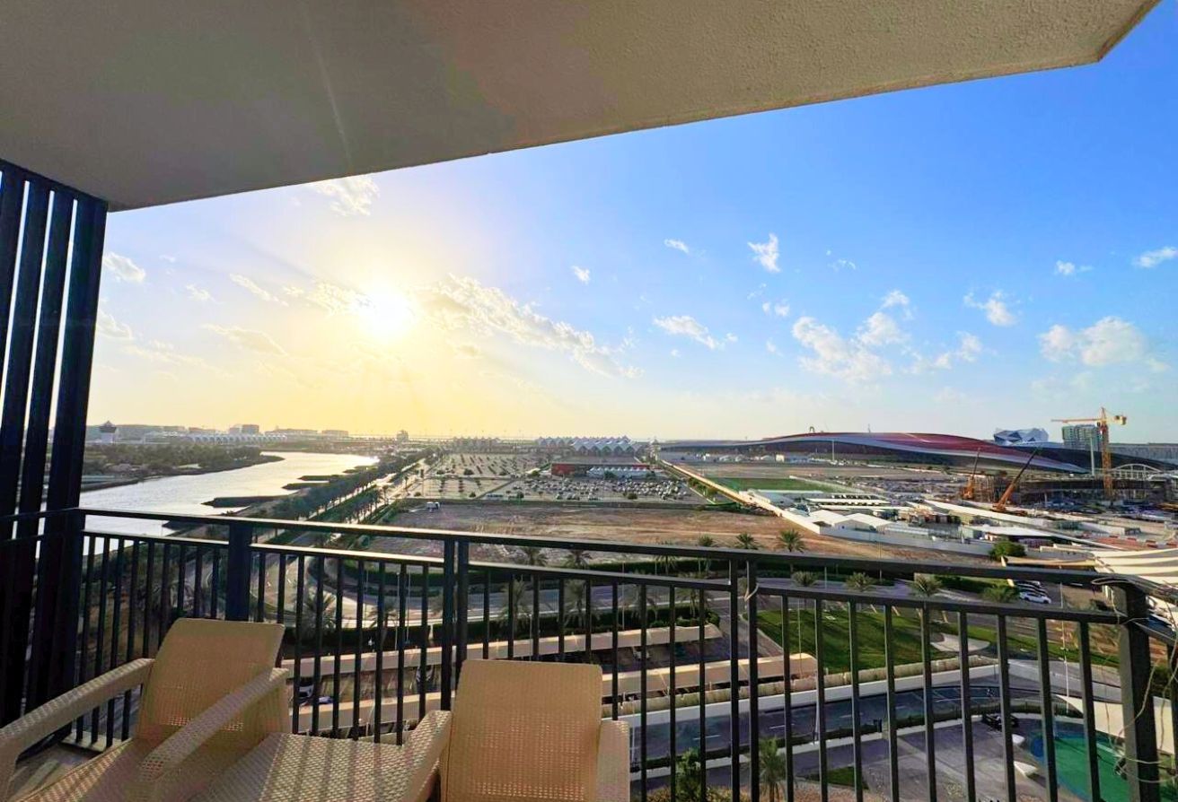 Waters Edge apartment Yas Island 2 bedroom investment canal view