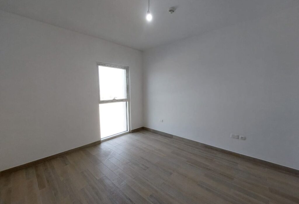 Waters Edge apartment Yas Island 2 bedroom investment canal view