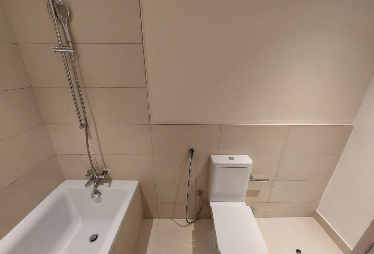 Waters Edge apartment Yas Island 2 bedroom investment canal view