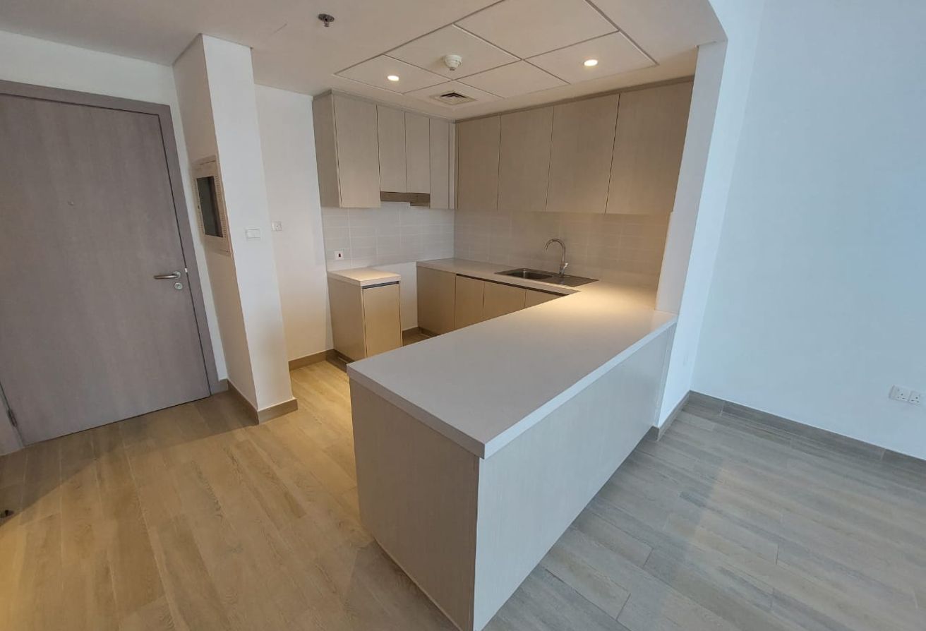 Waters Edge apartment Yas Island 2 bedroom investment canal view