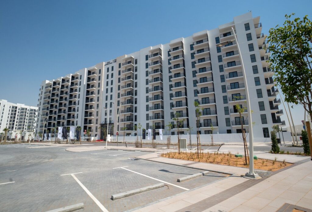 Waters Edge studio apartment Yas Island investment Abu Dhabi waterfront
