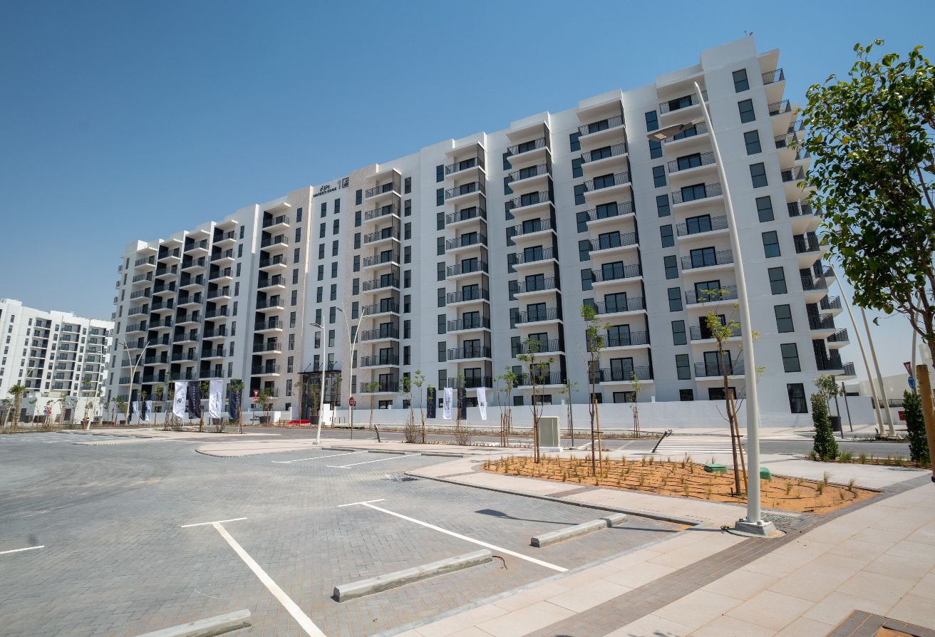 Waters Edge studio apartment Yas Island investment Abu Dhabi waterfront
