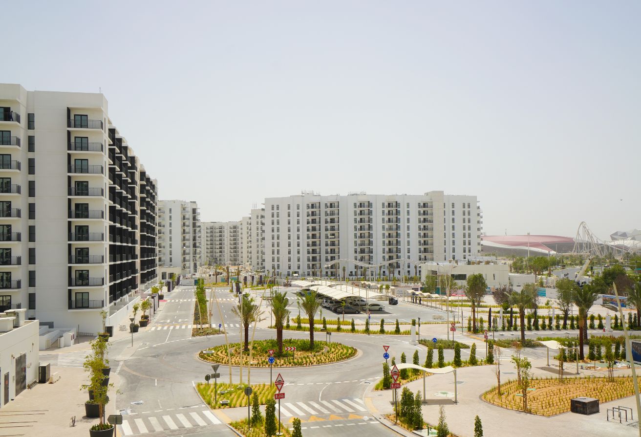 Waters Edge studio apartment Yas Island investment Abu Dhabi waterfront