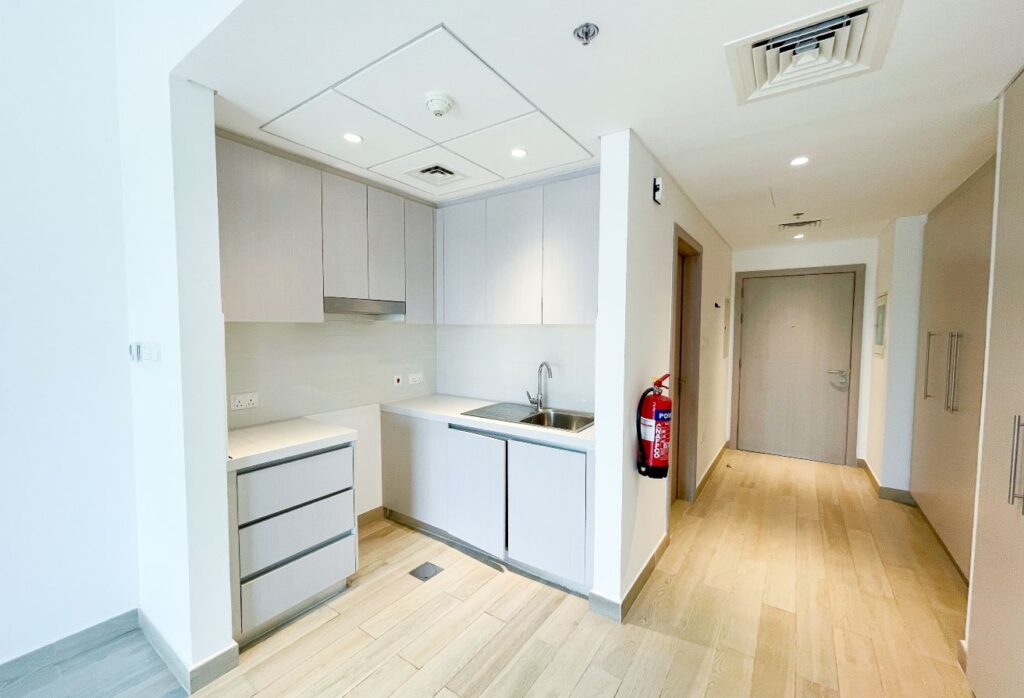 Waters Edge studio apartment Yas Island investment Abu Dhabi waterfront